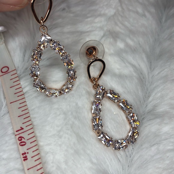 Stunning drop earrings with huge sparkle & style - Picture 10 of 10